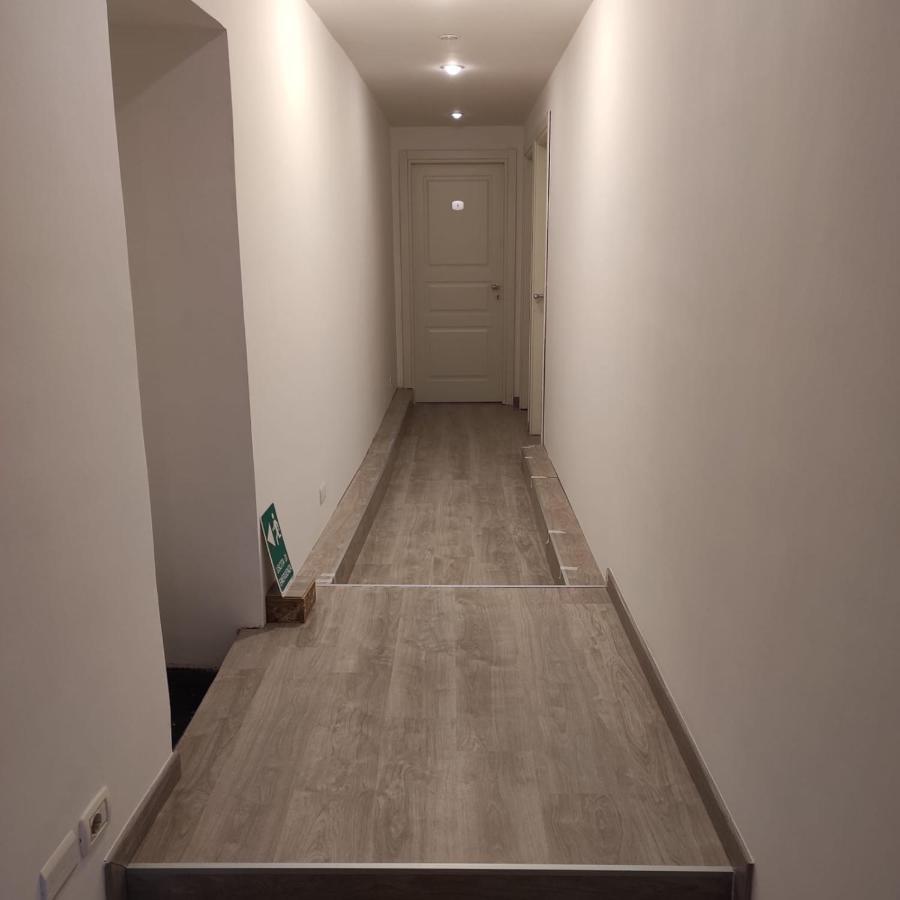 Elle Cavour Guest House Рим Екстериор снимка