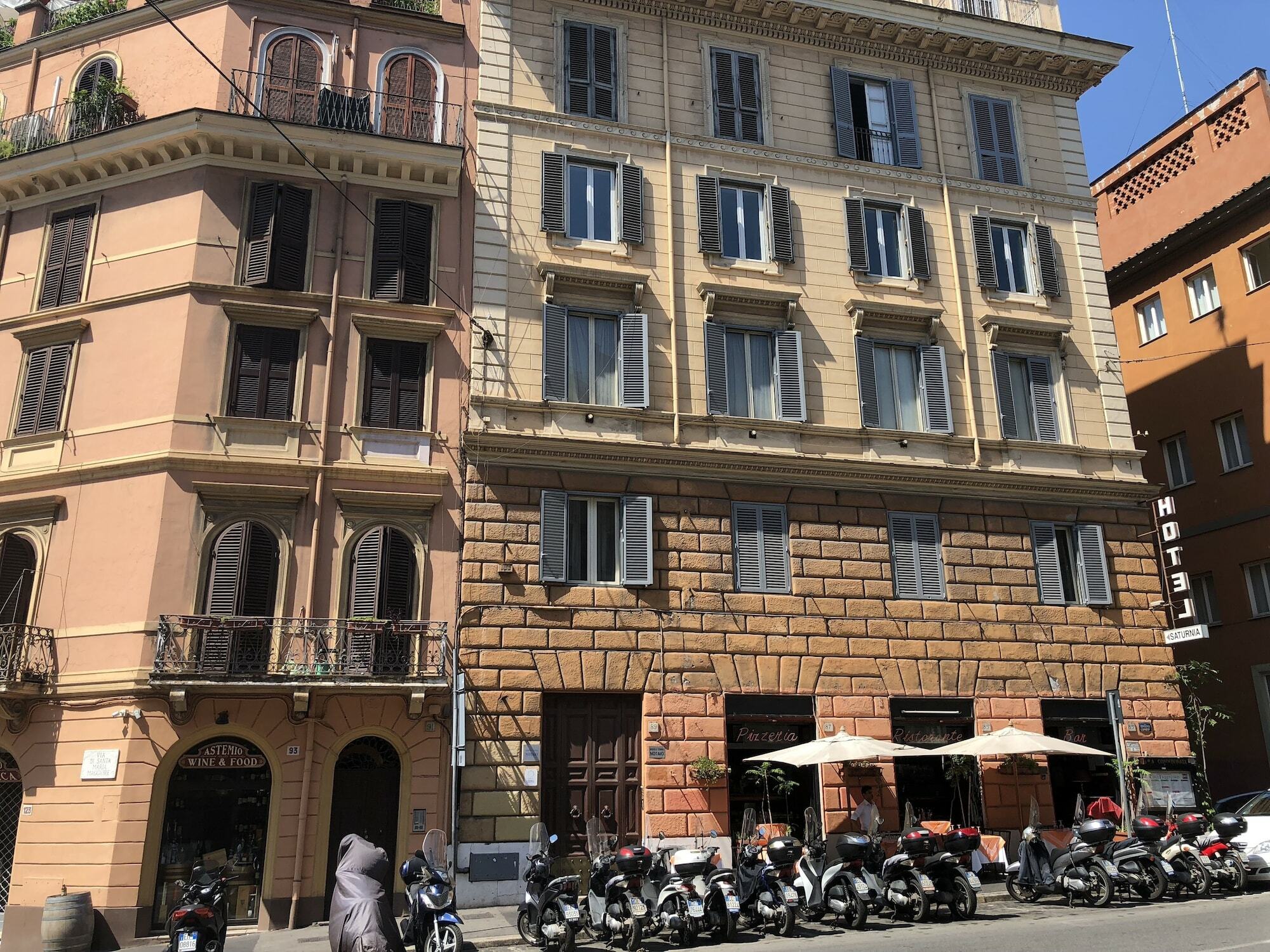 Elle Cavour Guest House Рим Екстериор снимка